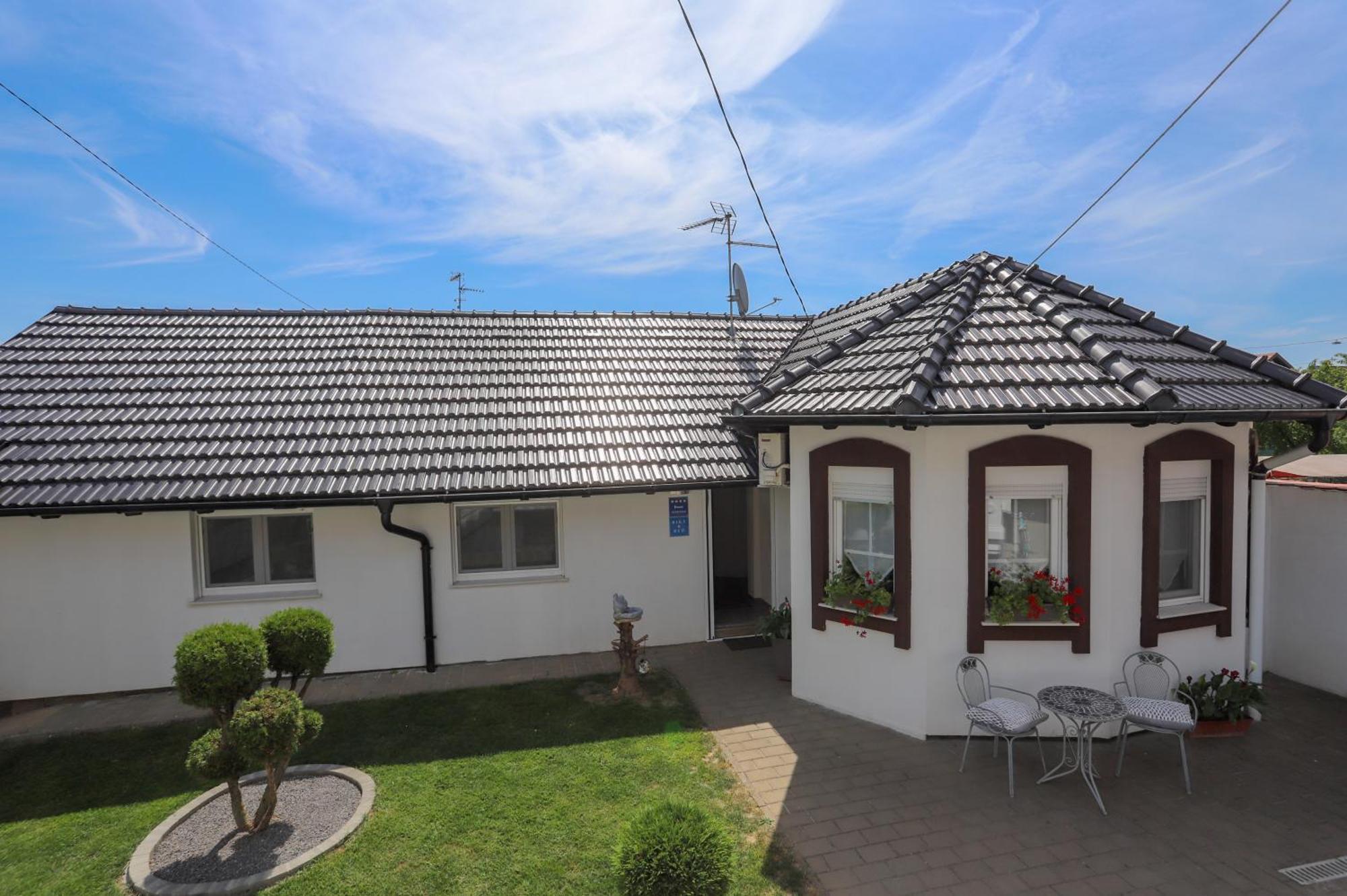 Ðakovo Apartman Veronika מראה חיצוני תמונה