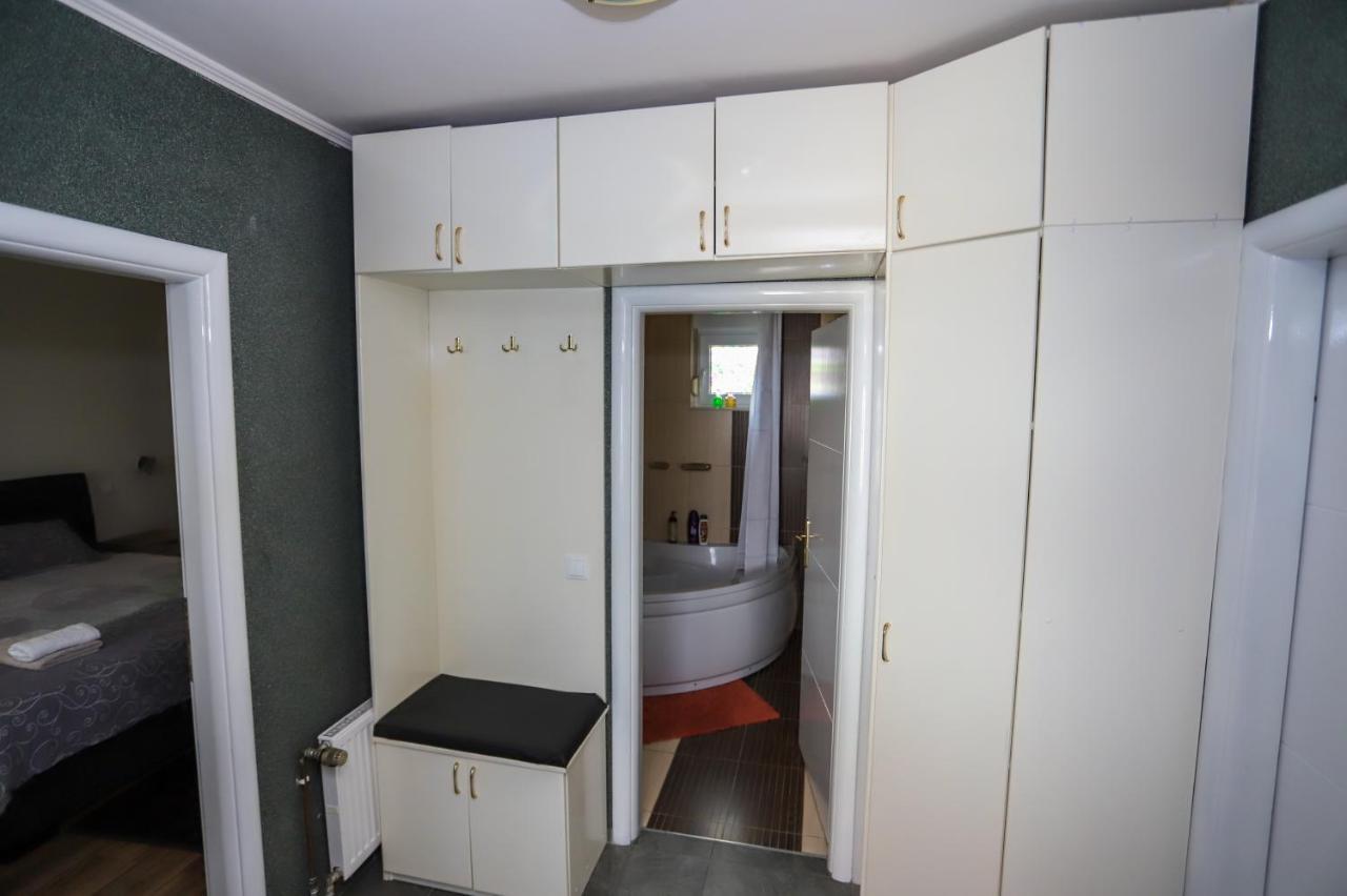 Ðakovo Apartman Veronika מראה חיצוני תמונה